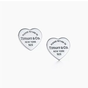 Return to Tiffany Heart Tag Stud Earrings
